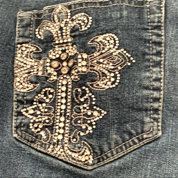 Tru Luxe Jeans with Rhinestone Pockets Size 30/10 - Picture 5 of 9